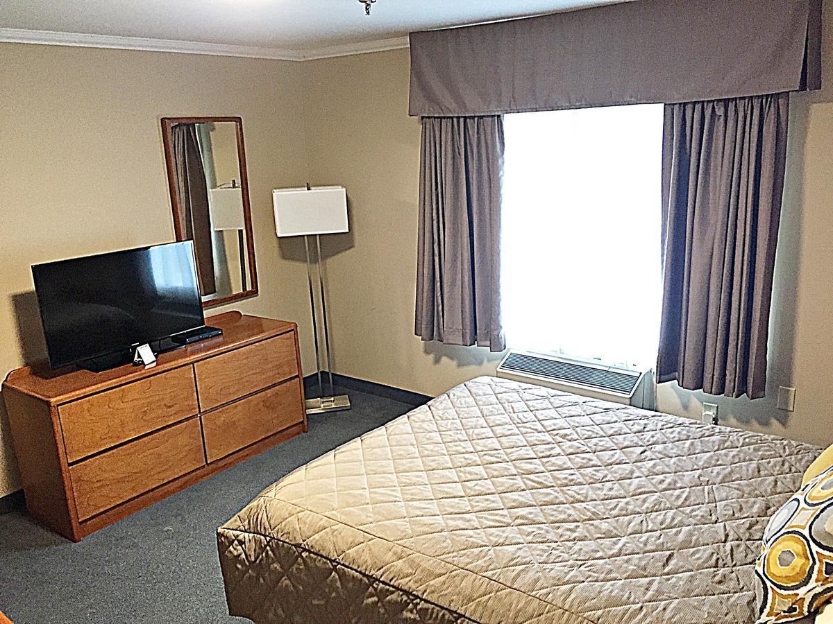 Hotel Coastal Dartmouth